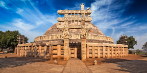 BHOPAL - SANCHI STUPA & BHIMBETKA ROCK SHELTER